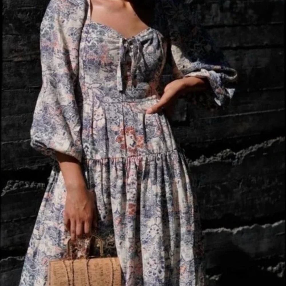MOON RIVER Tiered Midi Dress Puff Sleeves Lined Bohemian Floral Print Size M
